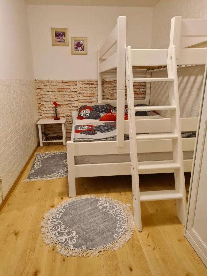 Wohnung Am Gruenen, Naehe Stadtzentrum Und Hauptbahnhof, Wlan Inklusive Fürth エクステリア 写真
